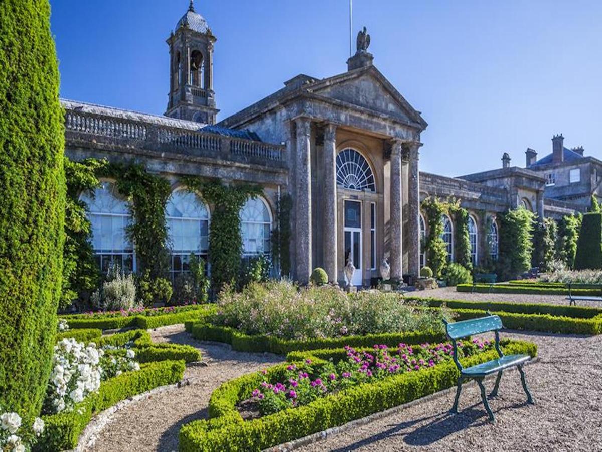 Bowood House &&nbsp;Gardens